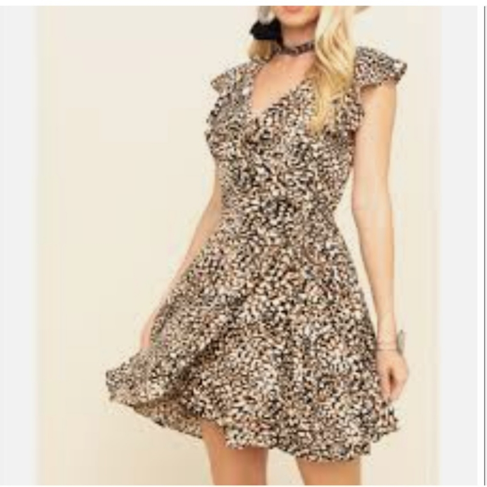 Free People Women's Animal Print Boho Flutter Sleeve Wrap Mini Dress Medium